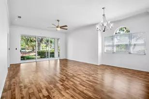 3415 E Chelmsford Ct, Sarasota, FL 34235 - Photo 7