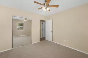 808 26th St W, Bradenton, FL 34205 - Photo 27