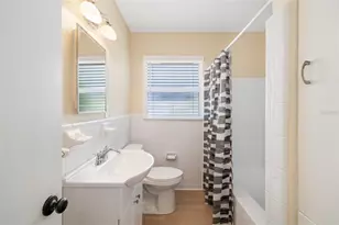 808 26th St W, Bradenton, FL 34205 - Photo 23