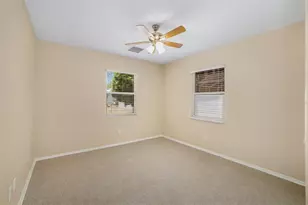 808 26th St W, Bradenton, FL 34205 - Photo 25