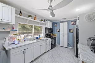 2706 E Annie St, Tampa, FL 33612 - Photo 25