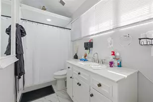 2706 E Annie St, Tampa, FL 33612 - Photo 33