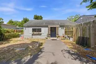 2706 E Annie St, Tampa, FL 33612 - Photo 23