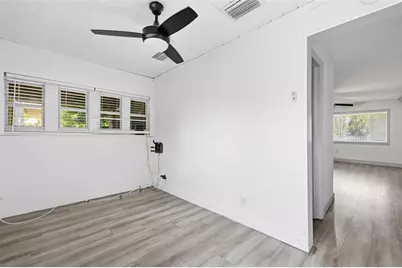 2706 E Annie Street, Tampa, FL 33612 - Photo 17