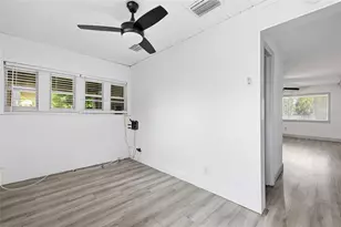 2706 E Annie St, Tampa, FL 33612 - Photo 17