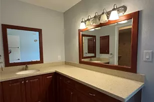 2105 Pueblo Cir, Sarasota, FL 34231 - Photo 9