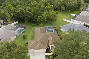 10461 Old Grove Cir, Bradenton, FL 34212 - Photo 5
