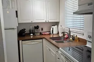 1605 Leisure Dr, Bradenton, FL 34207 - Photo 5