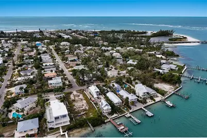 7094 Longboat Drive E, Longboat Key, FL 34228 - Photo 19