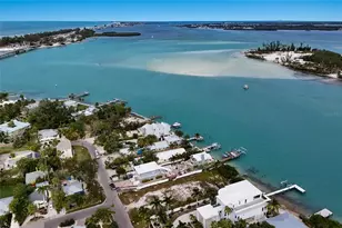 7094 Longboat Dr E, Longboat Key, FL 34228 - Photo 23
