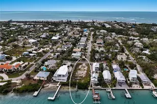 7094 Longboat Dr E, Longboat Key, FL 34228 - Photo 17