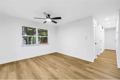 5846 12th Street S, Saint Petersburg, FL 33705 - Photo 11
