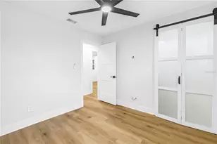 5846 12th St S, Saint Petersburg, FL 33705 - Photo 17