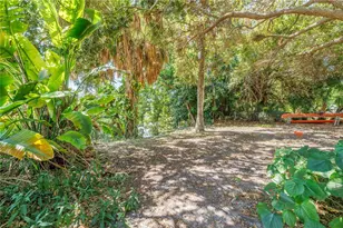 5846 12th St S, Saint Petersburg, FL 33705 - Photo 25