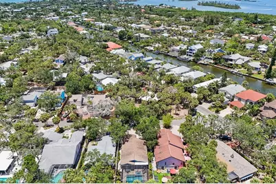 810 Plymouth Street, Sarasota, FL 34242 - Photo 45
