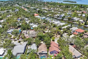 810 Plymouth St, Sarasota, FL 34242 - Photo 45