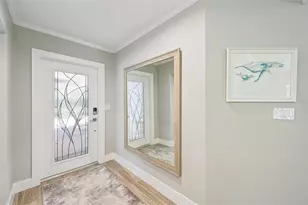 810 Plymouth St, Sarasota, FL 34242 - Photo 7