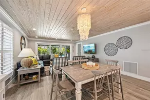 810 Plymouth St, Sarasota, FL 34242 - Photo 11