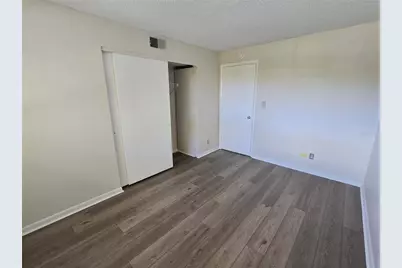 6033 34th Street W #104, Bradenton, FL 34210 - Photo 13