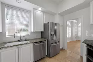 5779 Wilena Pl, Sarasota, FL 34238 - Photo 7