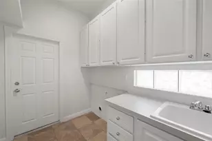 5779 Wilena Pl, Sarasota, FL 34238 - Photo 11