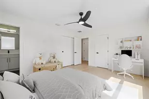 2655 Bay St, Sarasota, FL 34237 - Photo 17