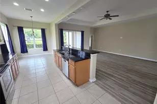 3637 Summerwind Cir, Bradenton, FL 34209 - Photo 7