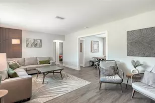 1302 Mango Ave, Venice, FL 34285 - Photo 7