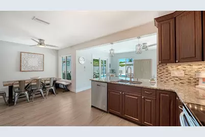 1302 Mango Avenue, Venice, FL 34285 - Photo 17