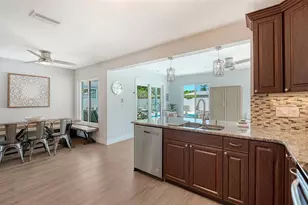 1302 Mango Ave, Venice, FL 34285 - Photo 17