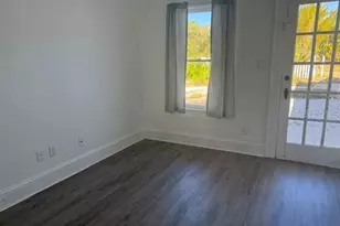 617 Siesta Dr, Sarasota, FL 34242 - Photo 11