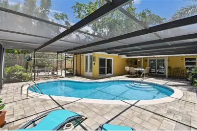 859 Patterson Drive, Sarasota, FL 34234 - Photo 9