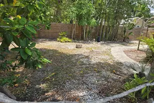 859 Patterson Dr, Sarasota, FL 34234 - Photo 27