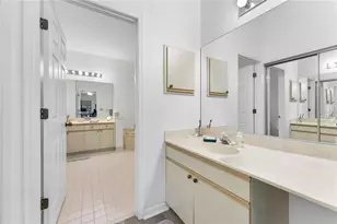 1714 Starling Dr, Sarasota, FL 34231 - Photo 19