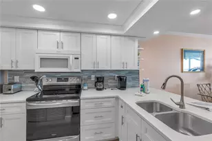 2600 Gulf Dr N, Bradenton Beach, FL 34217 - Photo 13
