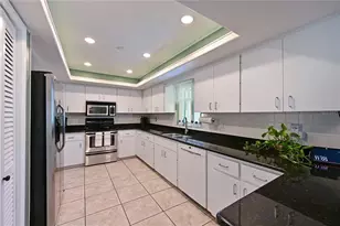 5111 23rd Ave W, Bradenton, FL 34209 - Photo 3