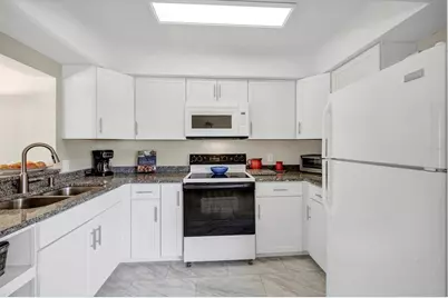 1060 Cockrill Street #1060, Venice, FL 34285 - Photo 9