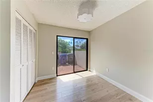 4515 Winston Ln N, Sarasota, FL 34235 - Photo 13