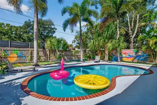 3044 Golden Rain Dr, Sarasota, FL 34232 - Photo 27