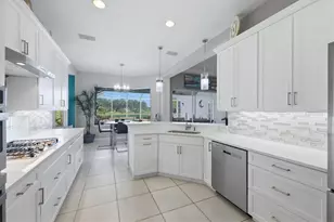 7346 Windemere Ln, University Park, FL 34201 - Photo 13