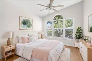 7317 Eleanor Cir, Sarasota, FL 34243 - Photo 19