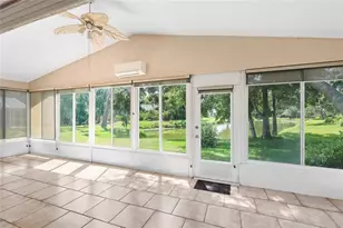 7317 Eleanor Cir, Sarasota, FL 34243 - Photo 25