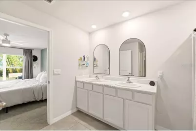 12273 Mountain Island Trail, Parrish, FL 34219 - Photo 15