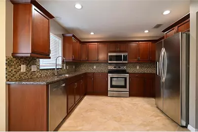 2043 Old Trenton Lane, Sarasota, FL 34232 - Photo 5