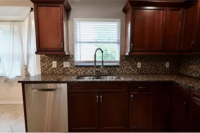 2043 Old Trenton Lane, Sarasota, FL 34232 - Photo 11