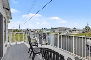 226 Bimini Dr, Palmetto, FL 34221 - Photo 11