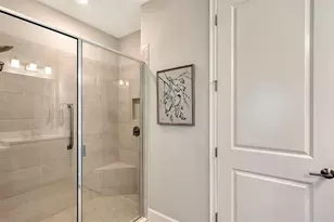 15611 Sacile LN, Lakewood Ranch, FL 34211 - Photo 19