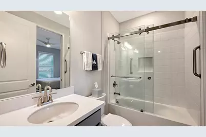 15611 Sacile Lane, Lakewood Ranch, FL 34211 - Photo 23