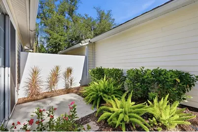 7906 Whitebridge Glen, University Park, FL 34201 - Photo 3