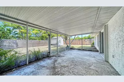 1546 Georgetowne Lane, Sarasota, FL 34232 - Photo 21